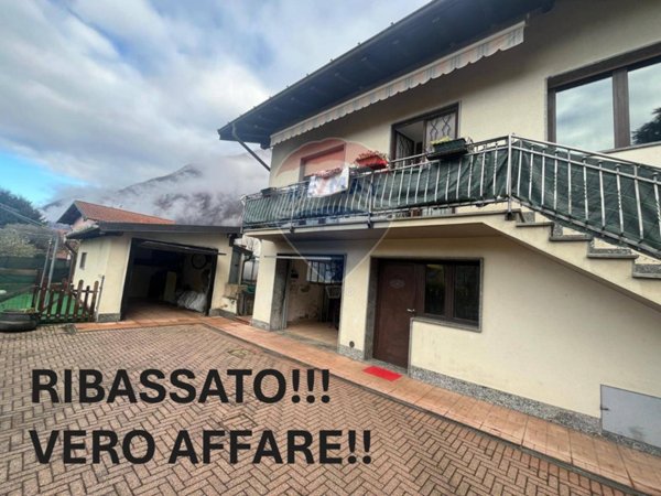 casa indipendente in vendita a Cittiglio
