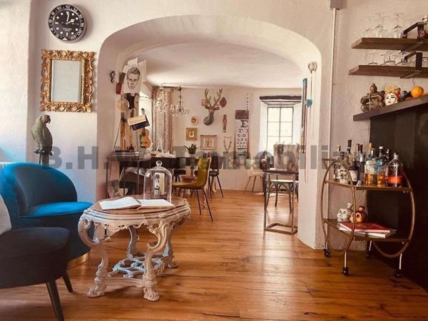 casa indipendente in vendita a Cittiglio in zona Vararo