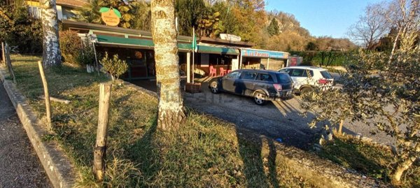 casa indipendente in vendita a Cittiglio