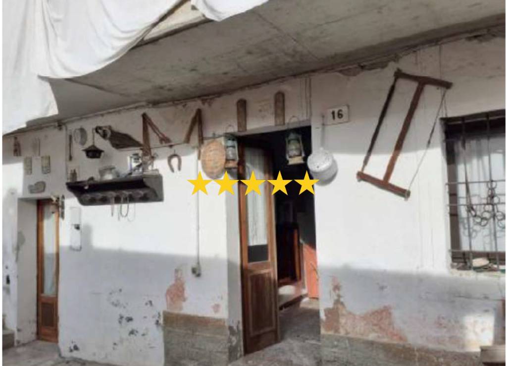 appartamento in vendita a Cittiglio in zona Vararo