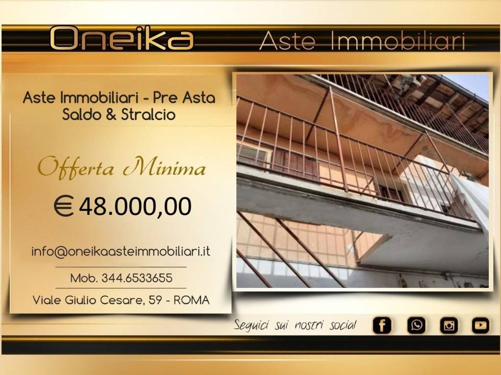 casa indipendente in vendita a Cittiglio in zona Vararo