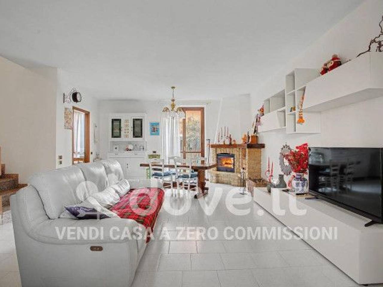 casa indipendente in vendita a Cittiglio