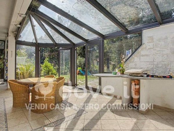 casa indipendente in vendita a Cittiglio