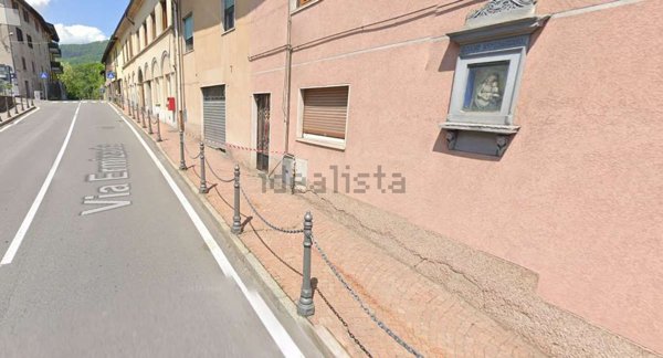 negozio in vendita a Clivio
