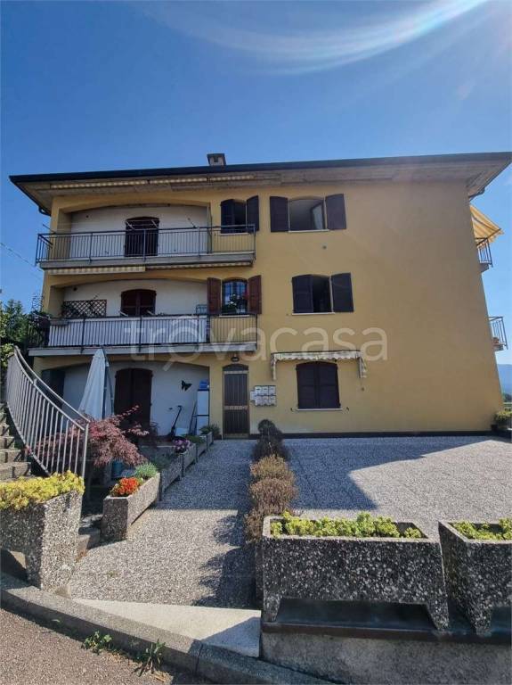 appartamento in vendita a Clivio