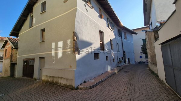 appartamento in vendita a Clivio