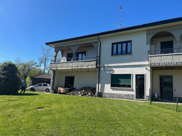 appartamento in vendita a Clivio