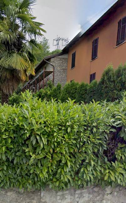 appartamento in vendita a Cocquio-Trevisago