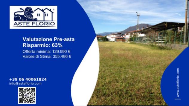 terreno edificabile in vendita a Cocquio-Trevisago