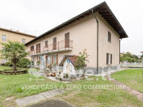 casa indipendente in vendita a Cocquio-Trevisago