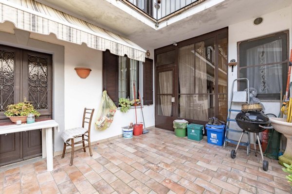 appartamento in vendita a Cocquio-Trevisago