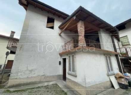 casa indipendente in vendita a Cocquio-Trevisago