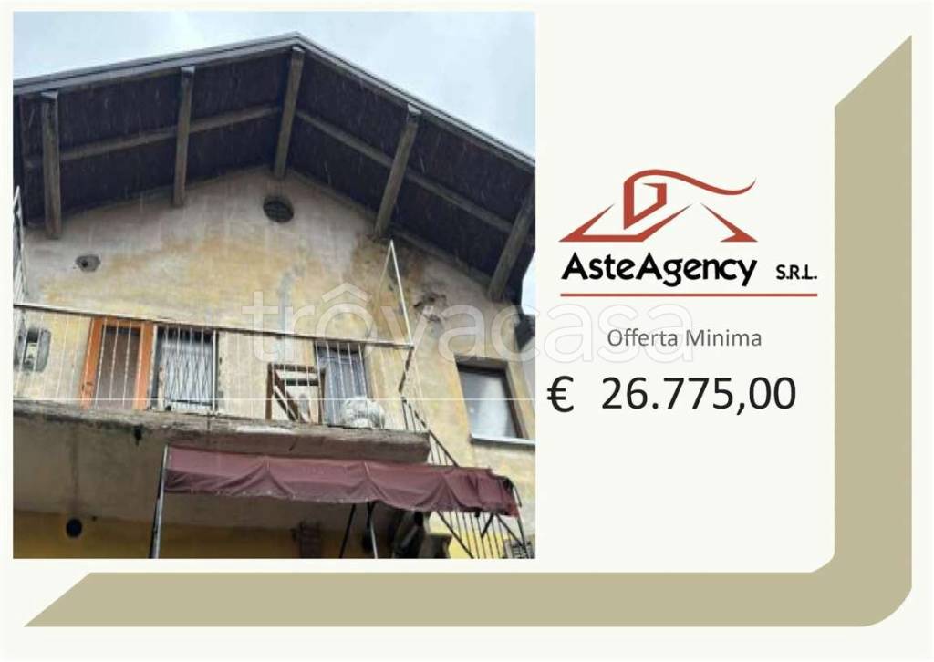 appartamento in vendita a Cocquio-Trevisago