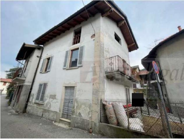 appartamento in vendita a Cocquio-Trevisago