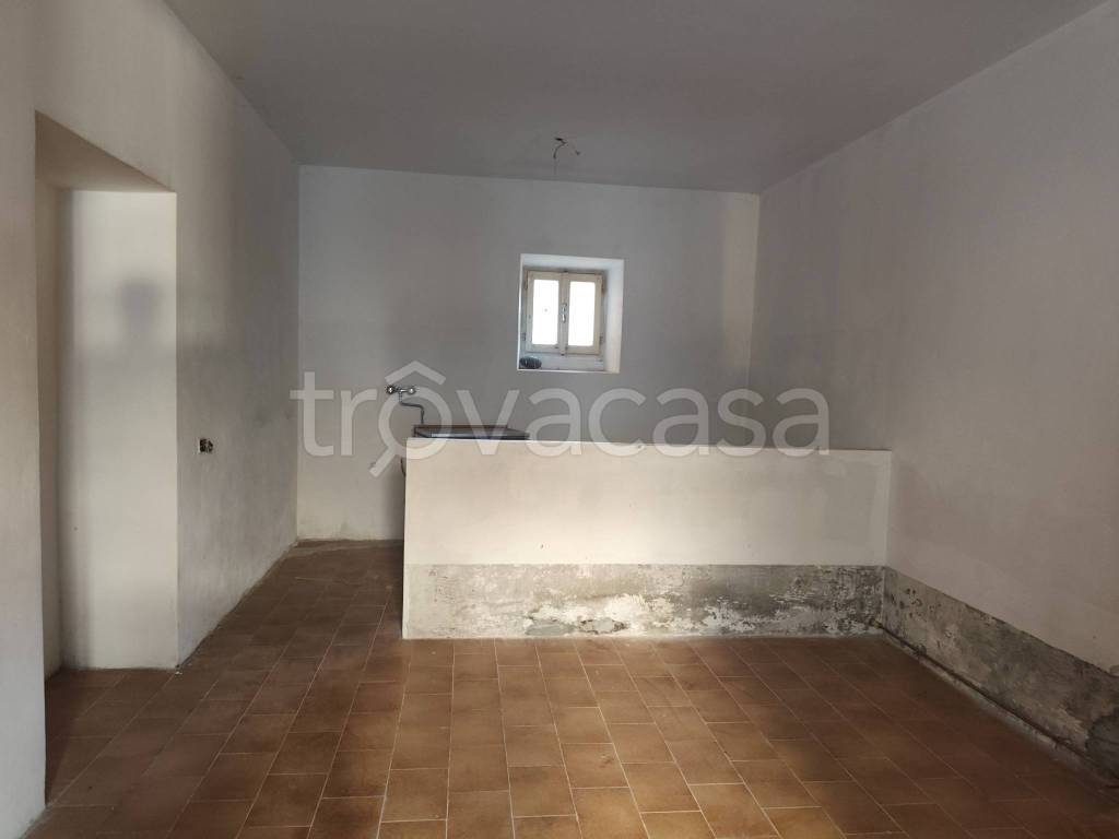 appartamento in vendita a Cocquio-Trevisago