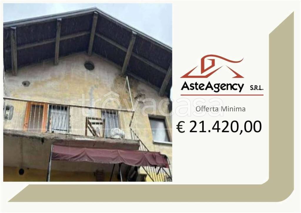 appartamento in vendita a Cocquio-Trevisago