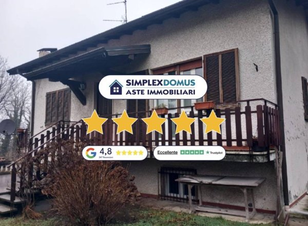 appartamento in vendita a Cocquio-Trevisago