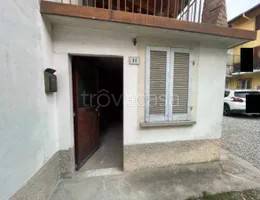 appartamento in vendita a Cocquio-Trevisago