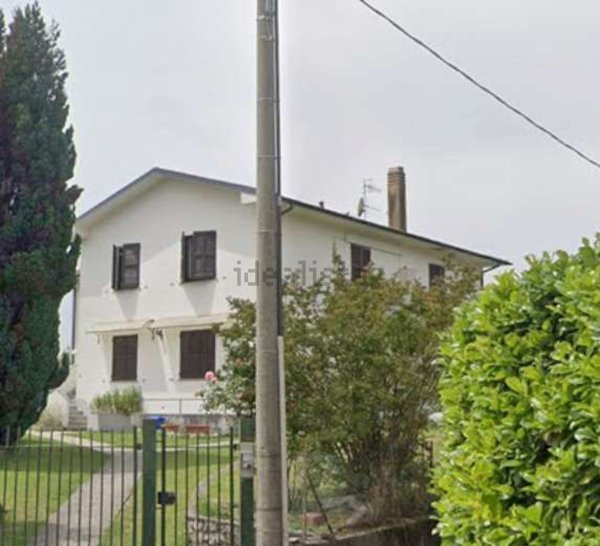 appartamento in vendita a Cocquio-Trevisago