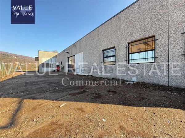 loft in vendita a Cocquio-Trevisago