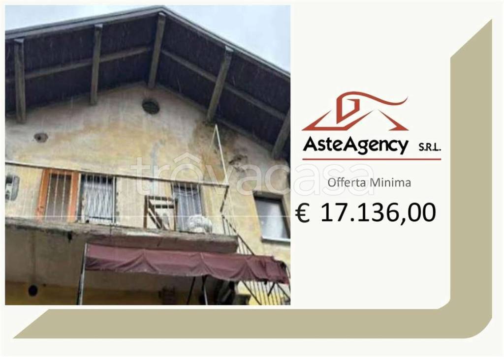 appartamento in vendita a Cocquio-Trevisago