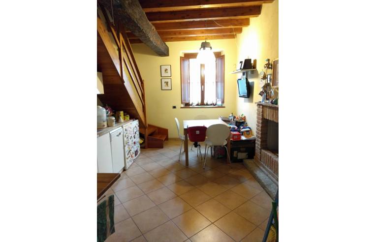 casa indipendente in vendita a Cocquio-Trevisago