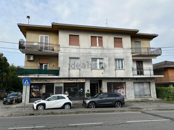 appartamento in vendita a Cocquio-Trevisago