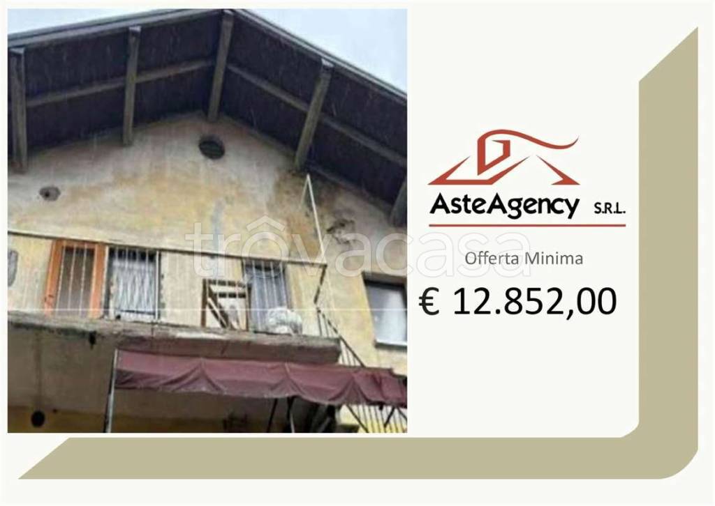 appartamento in vendita a Cocquio-Trevisago