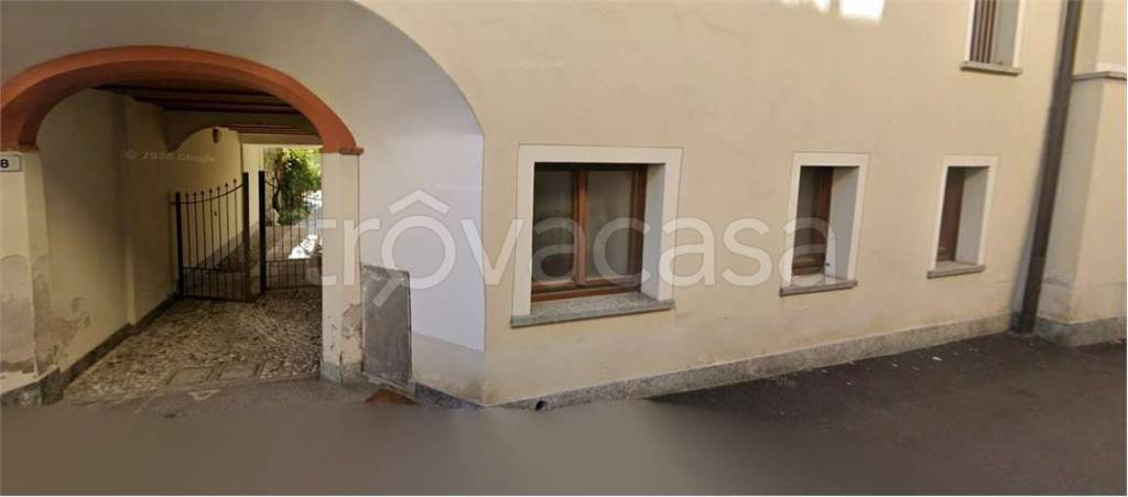 appartamento in vendita a Cocquio-Trevisago