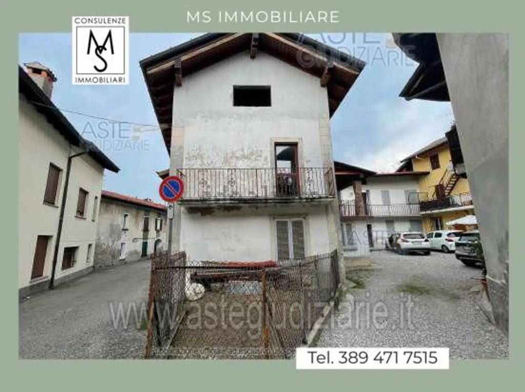 appartamento in vendita a Cocquio-Trevisago