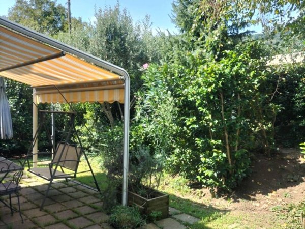 appartamento in vendita a Comabbio