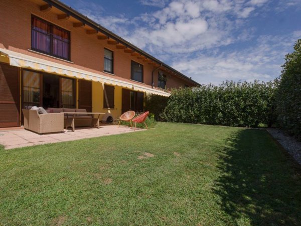 appartamento in vendita a Comabbio
