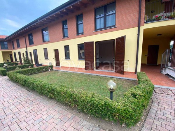 appartamento in vendita a Comabbio