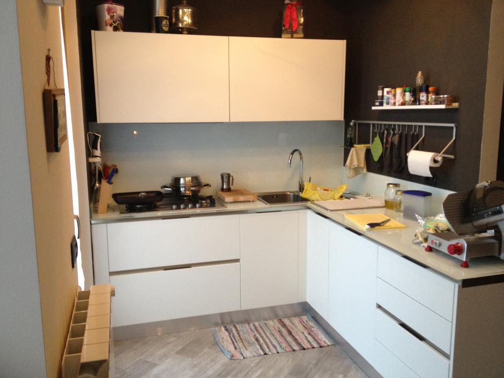 appartamento in vendita a Comabbio