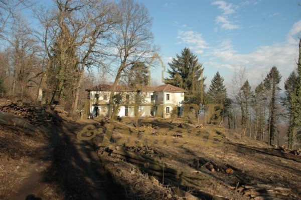 casa indipendente in vendita a Comabbio