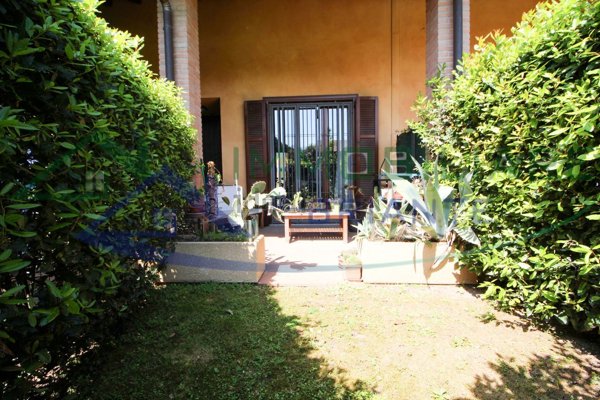 casa indipendente in vendita a Comabbio