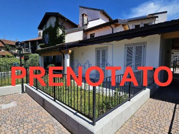 appartamento in vendita a Comerio