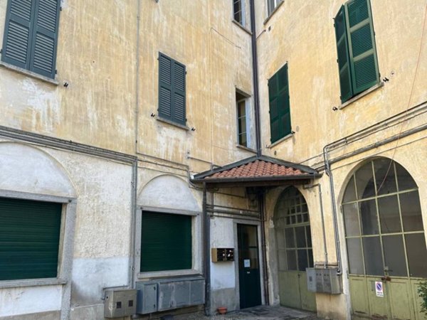 appartamento in vendita a Comerio