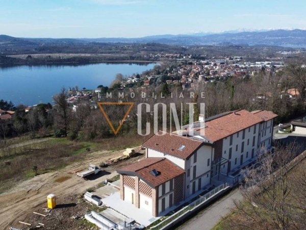 appartamento in vendita a Comerio