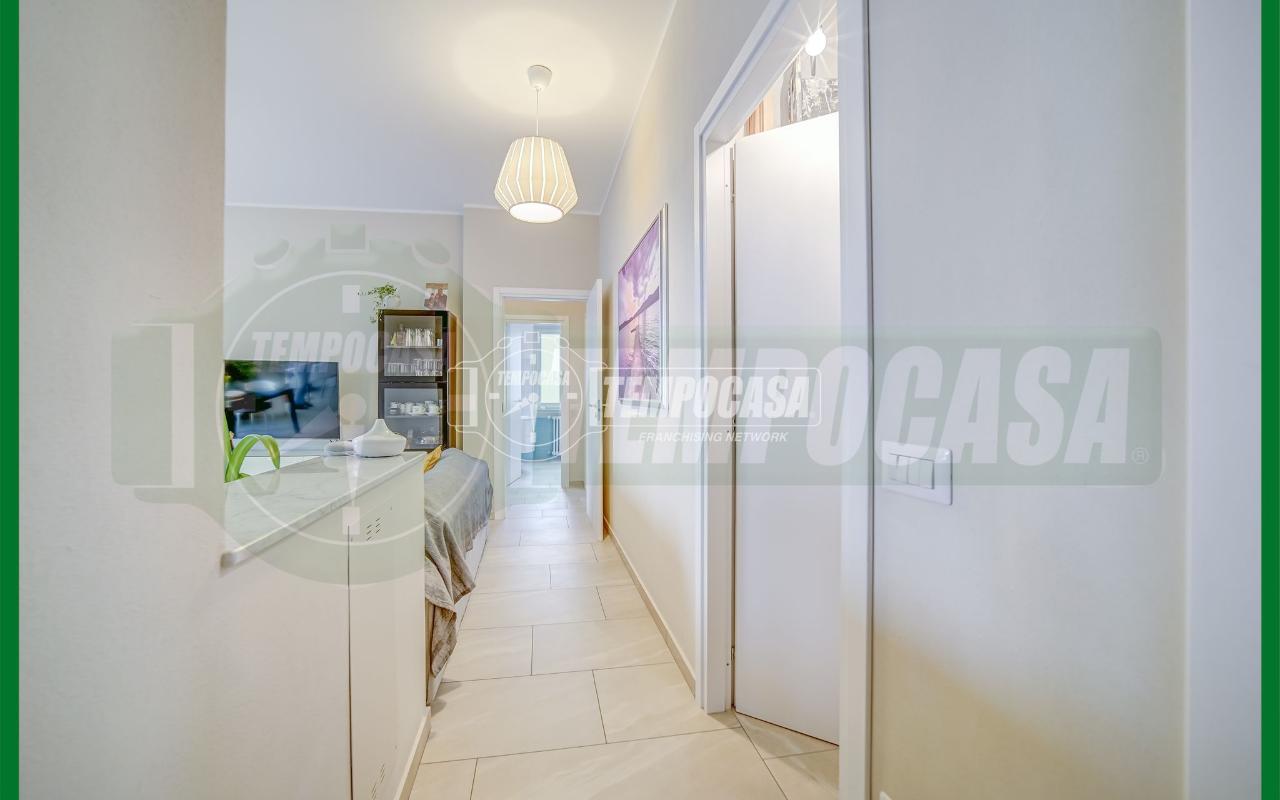 appartamento in vendita a Comerio