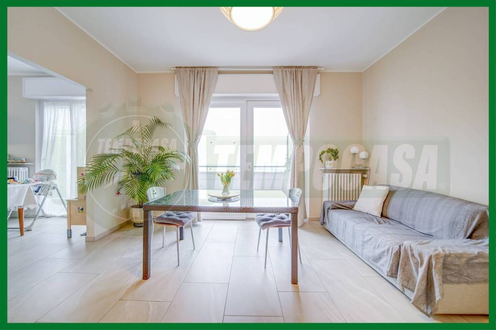 appartamento in vendita a Comerio