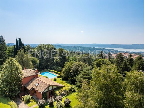 appartamento in vendita a Comerio in zona Mattello