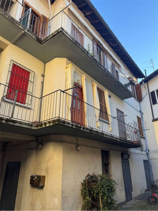 appartamento in vendita a Comerio