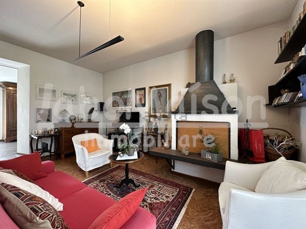 appartamento in vendita a Comerio