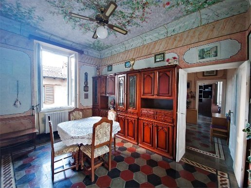 appartamento in vendita a Comerio