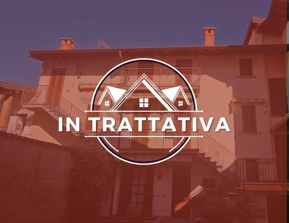appartamento in vendita a Comerio in zona Muro