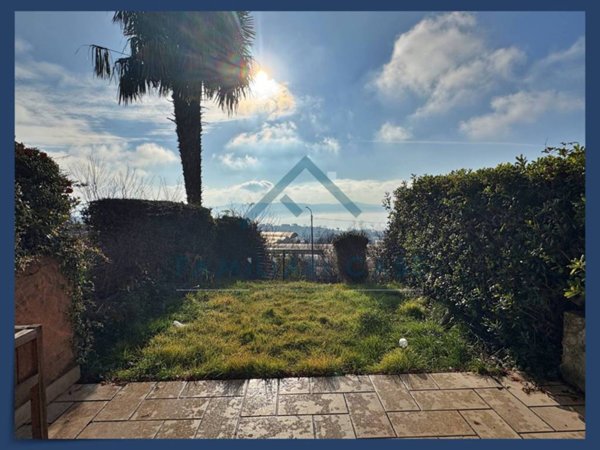 appartamento in vendita a Comerio