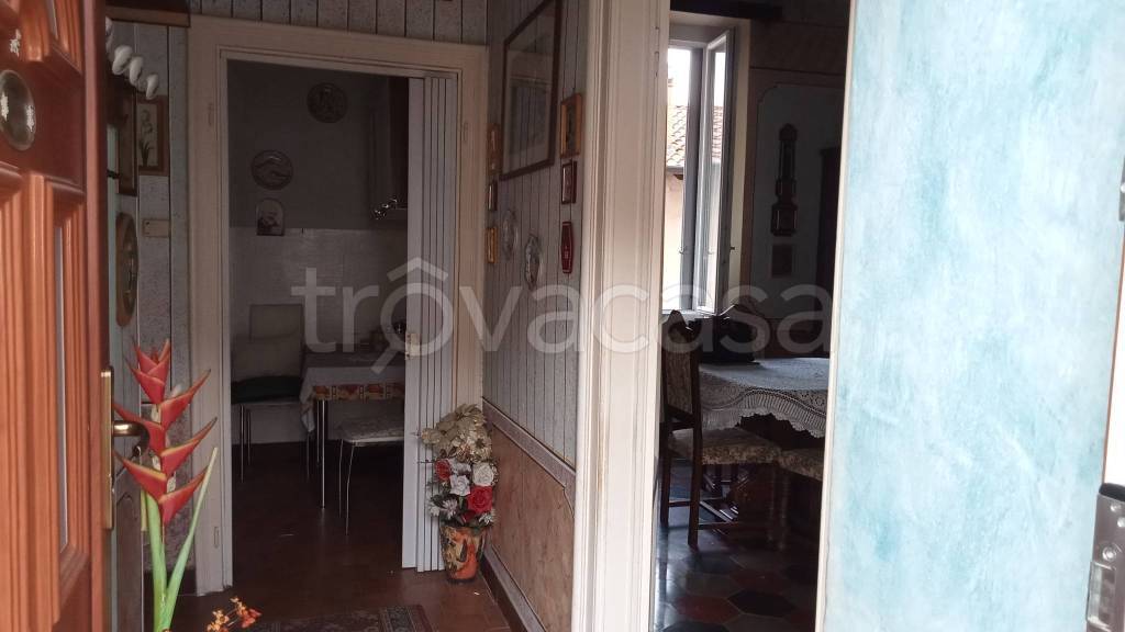 appartamento in vendita a Comerio