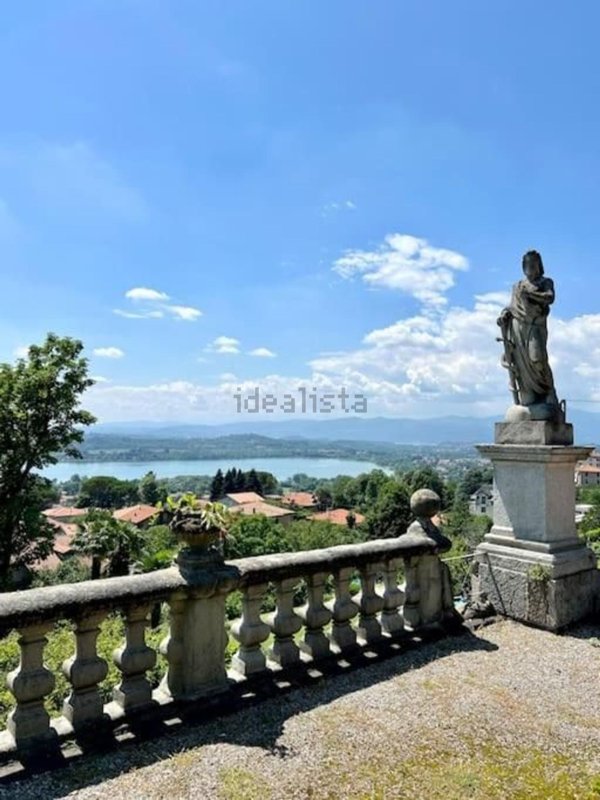 appartamento in vendita a Comerio