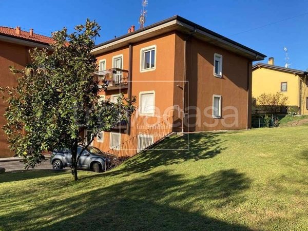 appartamento in vendita a Comerio